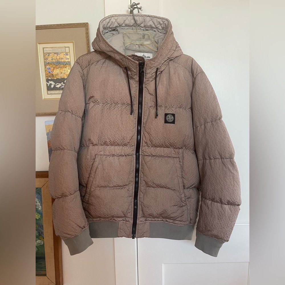 Stone Island Seersucker Nylon Down Jacket Pearl Grey size M